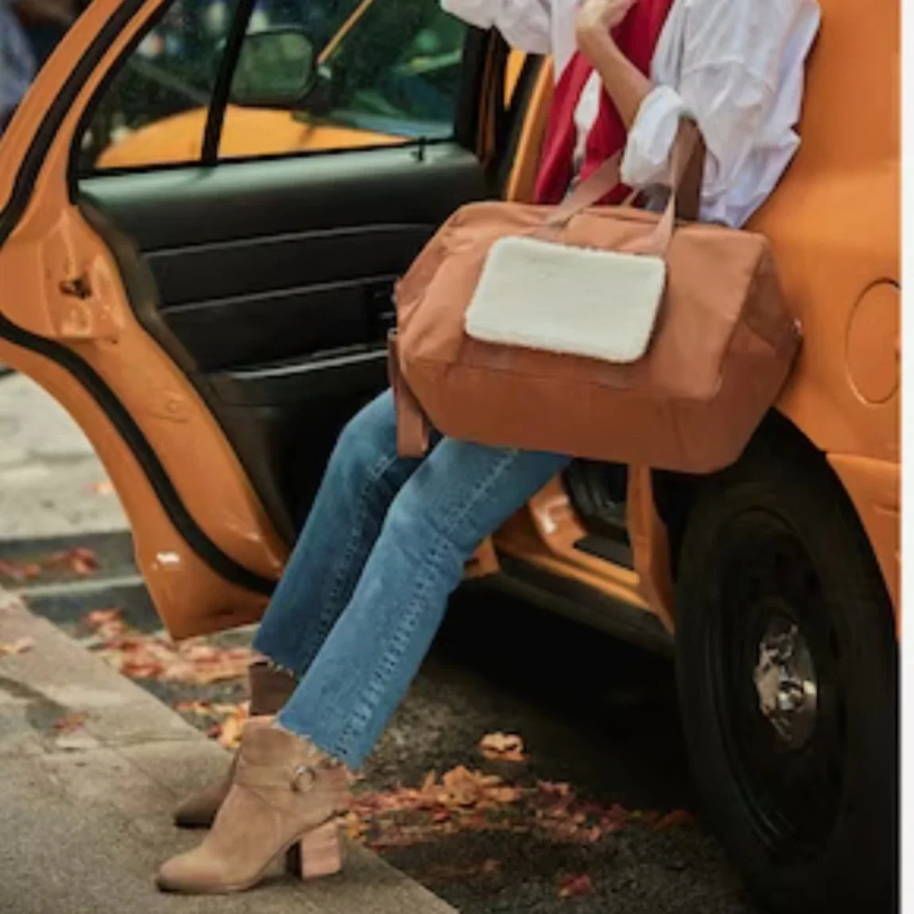 Weekender Bag - Picture 9 of 11